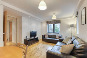 *Amazing Location!*In heart of the City. 2BR & Cot